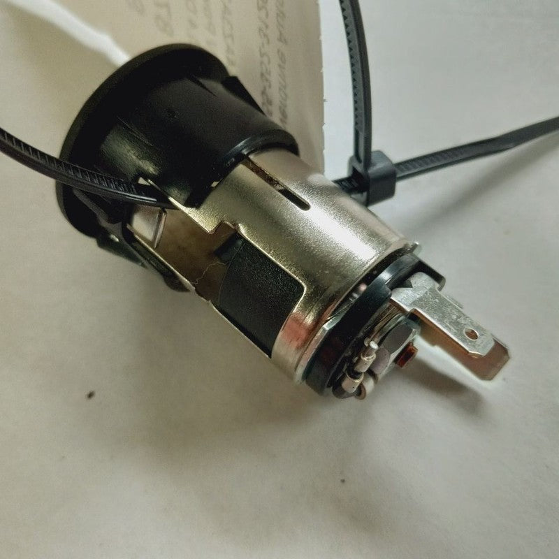 Mitsubishi Outlander   12V Power Port Socket  2018 2017 2016