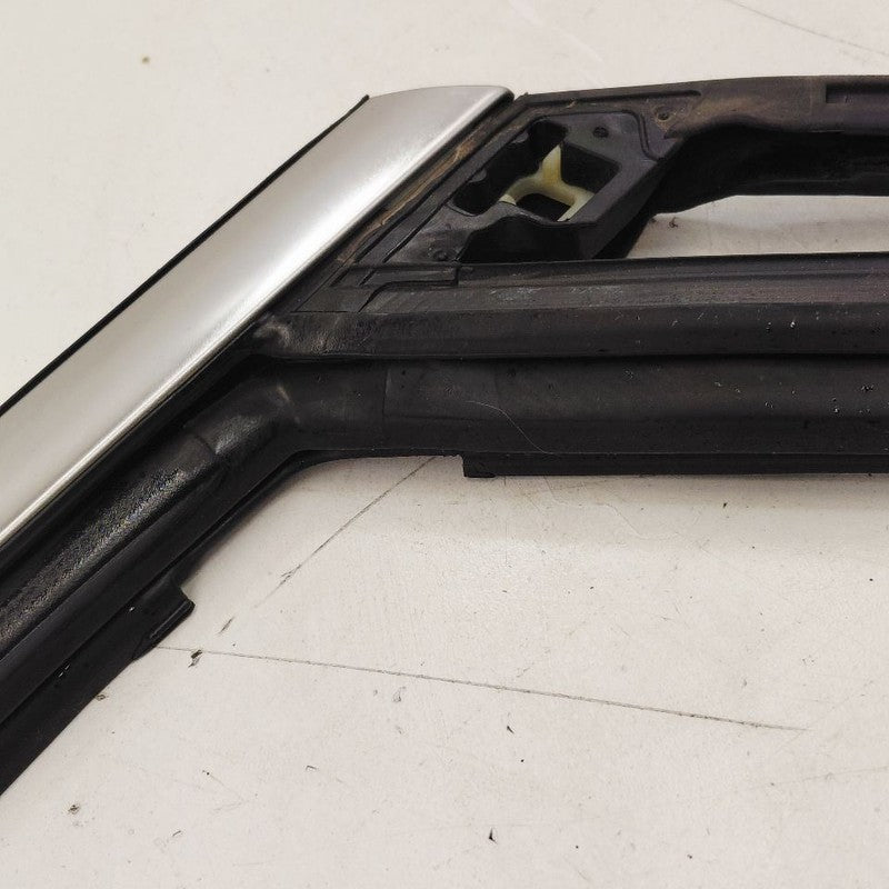 Ford Escape Door Glass Window Seal Rubber Left Driver Rear Back  2022 