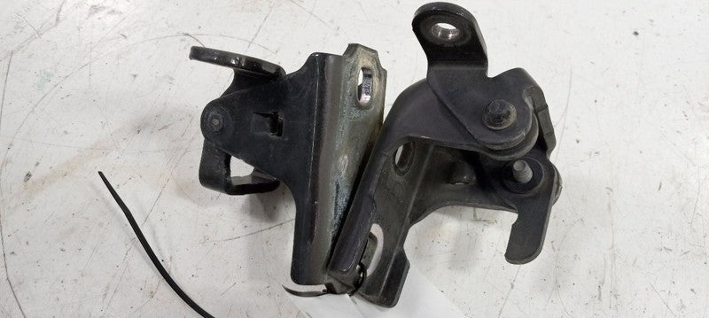 Buick LaCrosse Door Hinge Set Left Front Driver 2010 2011 2012 2013 20