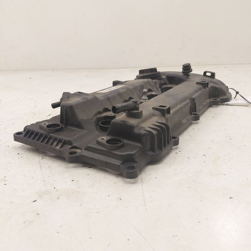 Hyundai Kona Engine Cylinder Head Valve Cover  2.0 2021 2020 2019