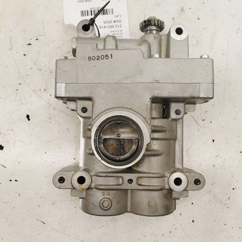 Mitsubishi Outlander   Engine Oil Pump  2018 2017 2016