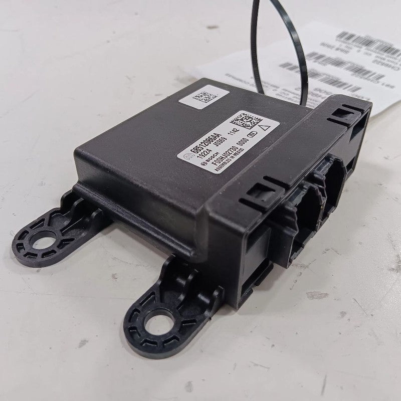 Jeep Compass Gateway Control Module { 68512086AA } 2018 2019 2020 2021 2022