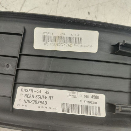Jeep Cherokee Sill Trim Plate Door Jam Threshold Right Passenger Rear 