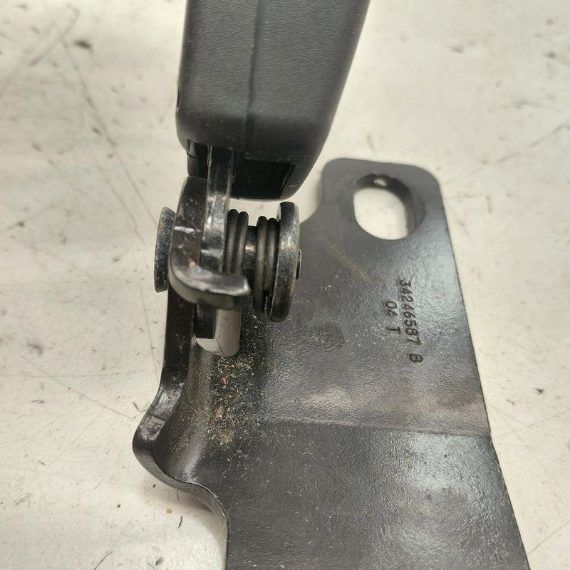 2018 Fiat 500 X Model Seat Belt Buckle Latch Left Driver Rear Back