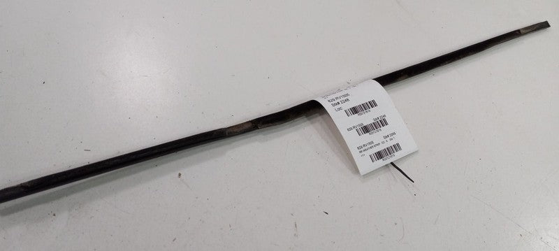 Range Rover Door Glass Window Weather Strip Trim Rear Right Passenger 