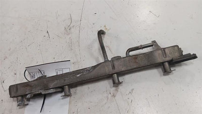 Lexus LS460 Passenger Right Fuel Rail Injector Mount Bar  2007 2008 20