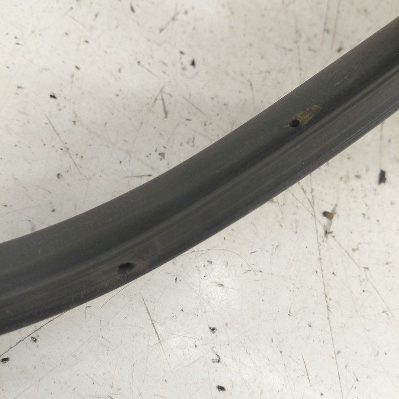 Hyundai Kona On Door Seal Rubber Left Driver Rear Back  2021 2020 2019
