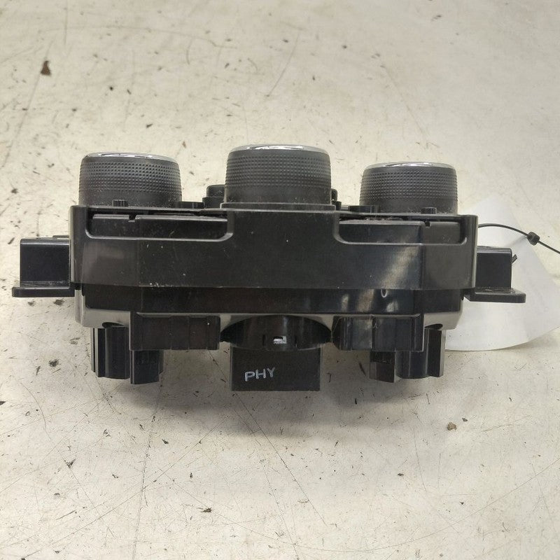 Temperature Control Heat AC Switch With Heated Seat Opt KA1 17-21 Chev