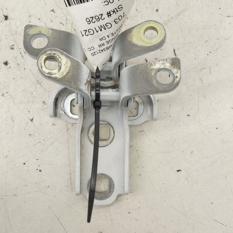 Chevy Trax Door Hinge Set Right Rear Passenger  2022 2021