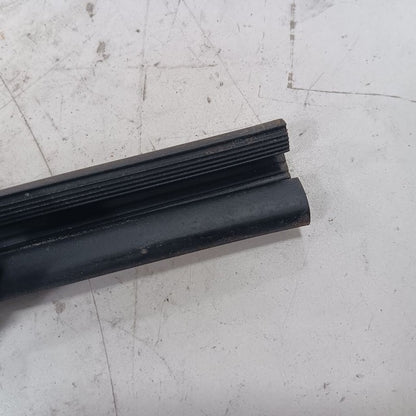 Toyota Corolla Door Glass Window Seal Rubber Right Passenger Rear Back