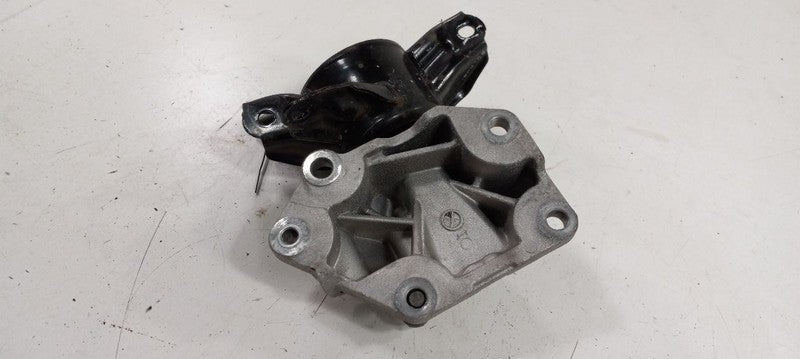 Kia Soul Engine Motor Mount Left Driver 2017 2018 2019 OEM