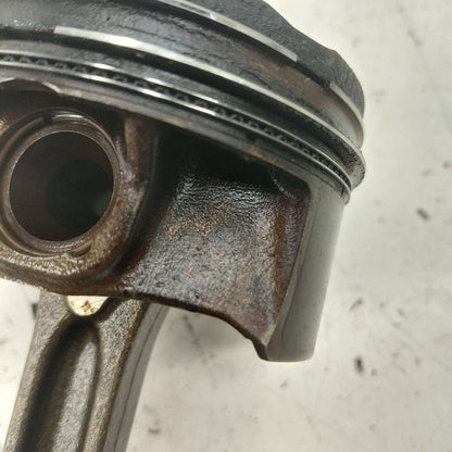 Volvo S60 Single Piston With Connecting Rod   2.0 2018 2017 2016