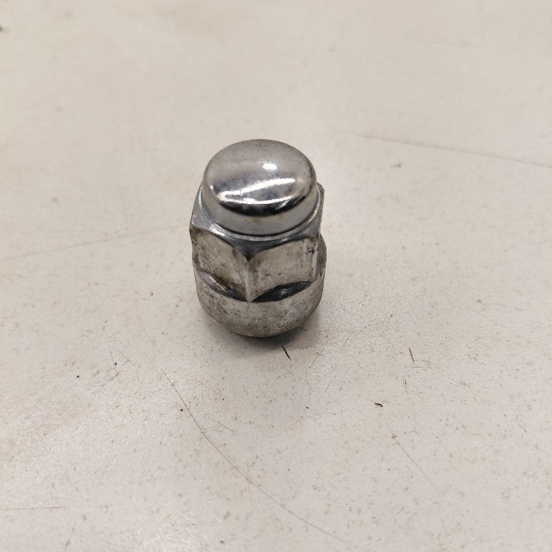 Honda CR-V Lug Nut Set  2019 2018 2017