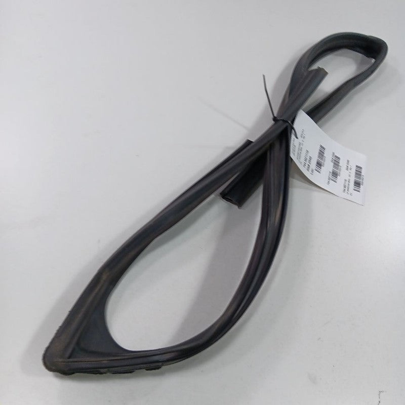 Mazda CX-3 Door Glass Window Seal Rubber Left Driver Front  2016 2017 