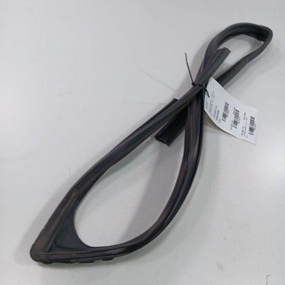 Mazda CX-3 Door Glass Window Seal Rubber Left Driver Front  2016 2017 