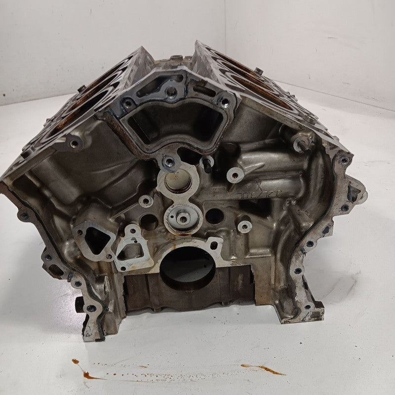 Jeep Cherokee Bare Engine Cylinder Block  3.2 2015 2016 2017 OEM