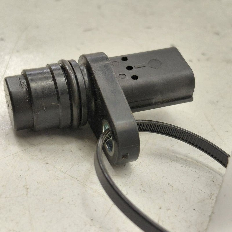 Honda Clarity Camshaft Cam Shaft Position Sensor  1.3 2018 2019 2020