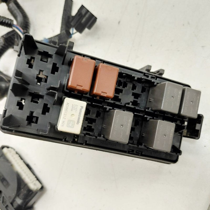 Engine Fuse Box With Harness Fits 23 XV Subaru Crosstrek