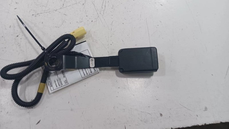 64631FL01AVH Seat Belt Front Passenger Right Buckle Latch Fits 17-19 IMPREZA