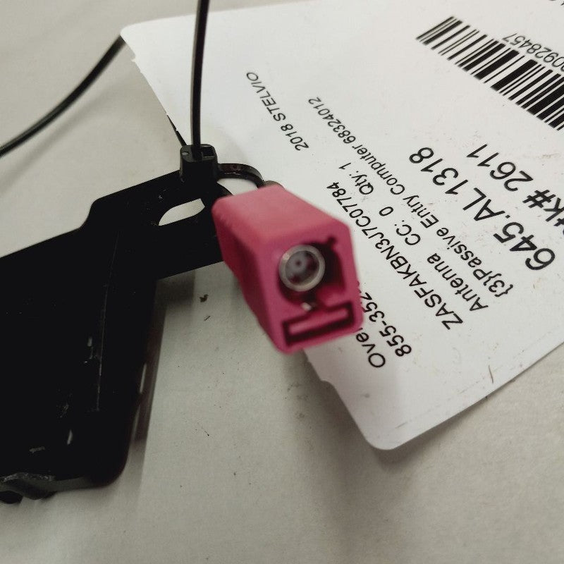Alfa Romeo Stelvio Passive Entry Computer Antenna {68324012} 2018 2019