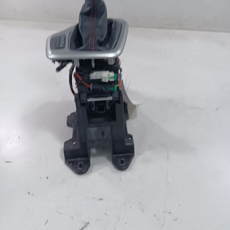 Jeep Cherokee Transmission Gear Shifter  2015 2016 2017
