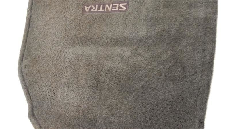 Sentra Floor Mat Right Passenger Side Front 2007 2008 2009 2010 2011