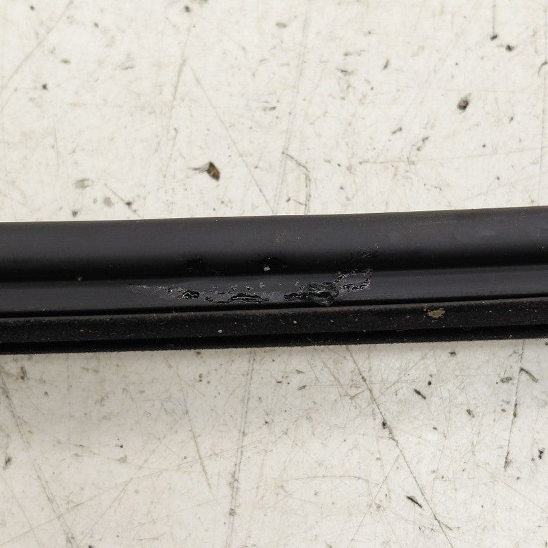 Kia Sportage Right Front Weather Strip Interior  2020 2021 2022