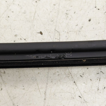Kia Sportage Right Front Weather Strip Interior  2020 2021 2022