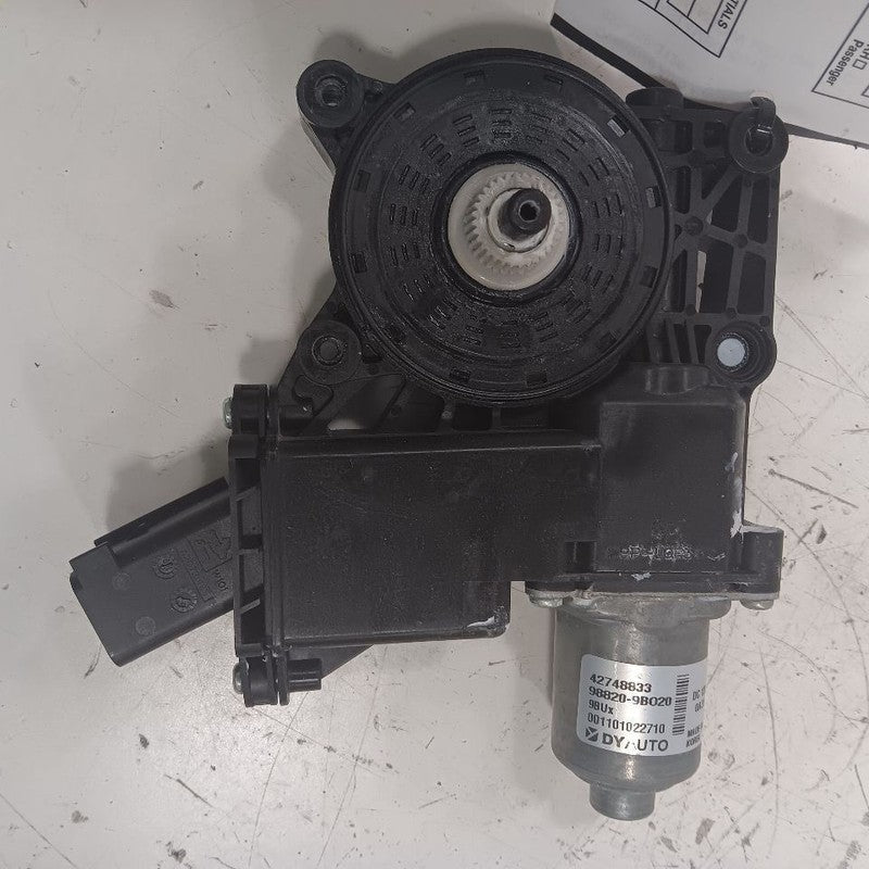 Driver Left Front Power Window Motor Fits 20-23 Buick Encore GX OEM