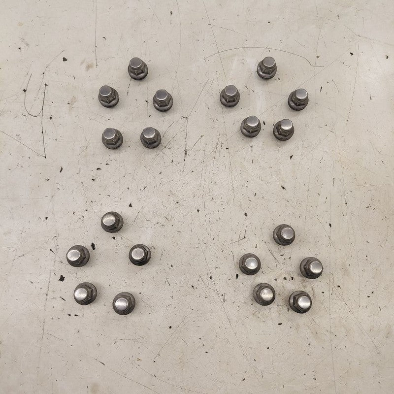 Nissan Murano Lug Nut Set  2020 2021 2022 2023