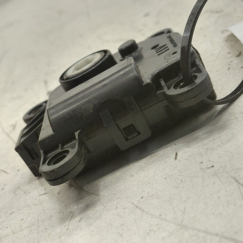 Hyundai Veloster Flap Door Motor Heater AC Door Actuator  2017 2016 20