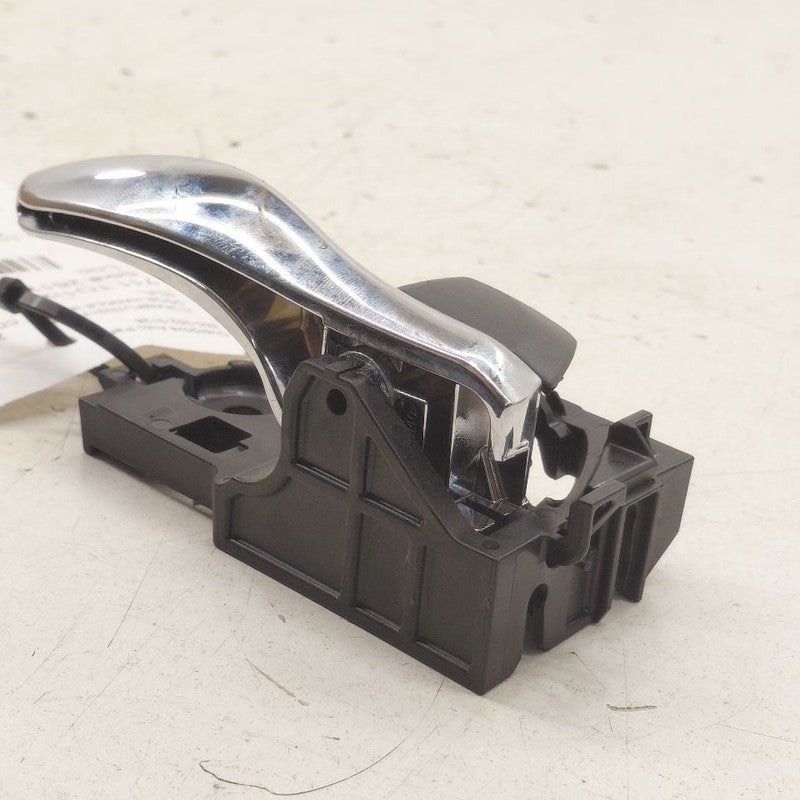 Toyota Prius Door Handle Right Passenger Rear Interior Inside  2022 20