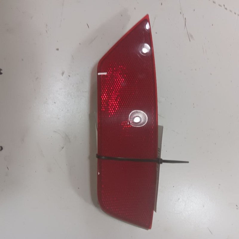 Ford Escape Passenger Right Rear Marker Light Lamp  2019 2018 2017