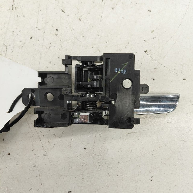 Mitsubishi Mirage Door Handle Right Passenger Front Interior Inside  2