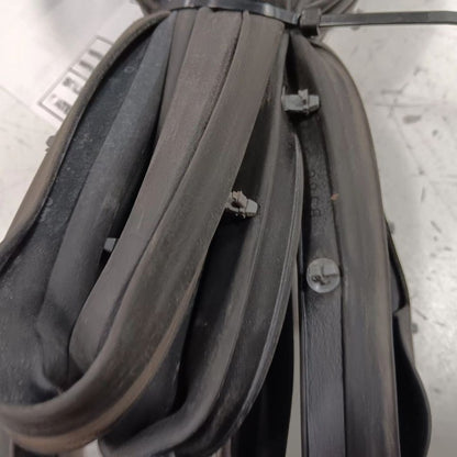 Jeep Renegade On Door Seal Rubber Left Driver Front   2021 2020 2019