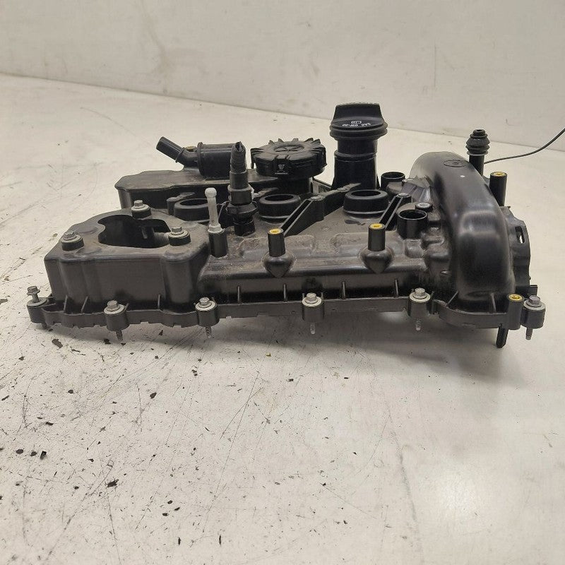 Buick Encore GX Engine Cylinder Head Valve Cover  1.3 2022 2023 2024 2