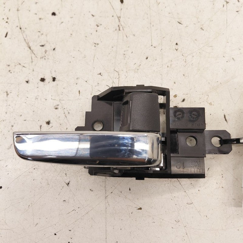 Mitsubishi Mirage Door Handle Right Passenger Front Interior Inside  2