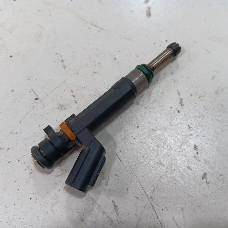 Fuel Injection Injector Fits 18-23 Nissan Kicks OEM