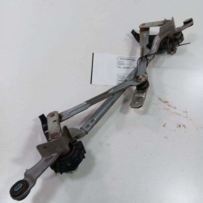 Toyota Yaris Windshield Wiper Transmission Linkage 2020 2019 2018 2017