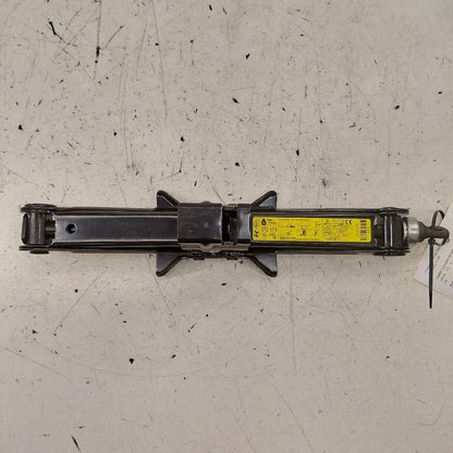 Hyundai Kona Spare Tire Changing Jack  2021 2020 2019