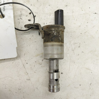 Cadillac CT6 Variable Timing Gear Oil Control Valve Solenoid Cylinder 