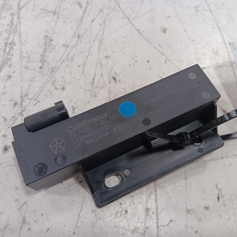 Jeep Renegade Passive Entry Antenna - 68068148AA Fits 2015 2016 2017 2018