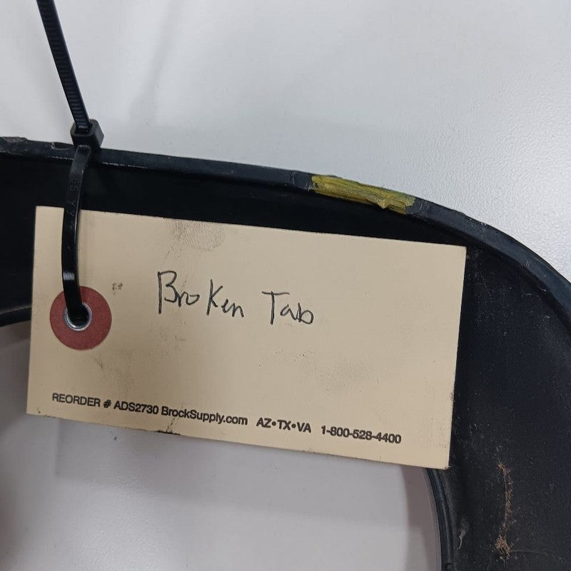 Fiat 500 Driver Left Bumper Lamp Bezel 2014 2015 2016