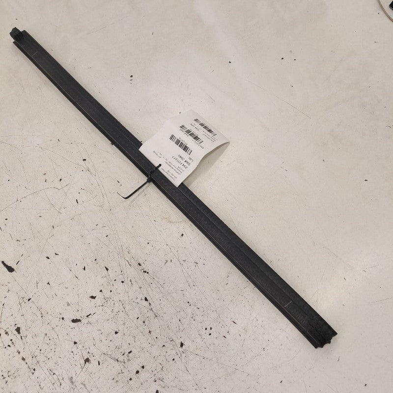 Ford Edge Right Front Weather Strip Interior  2018 2017 2016 2015