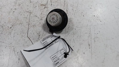 Hyundai Veloster Gas Tank Fuel Cap  2012 2013 2014 2015  OEM