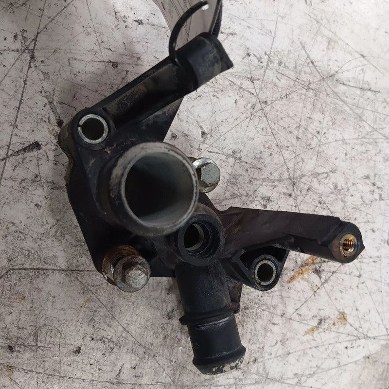 Ford Fiesta Coolant Line Crossover Pipe  1.6 2014 2015 2016 2017 2018 