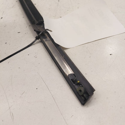 Ford Escape Door Glass Window Weather Strip Trim Rear Right Passenger 