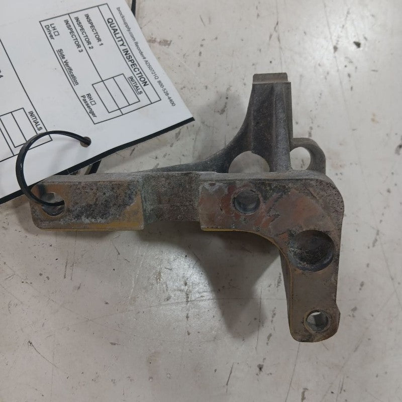 Jeep Renegade 2.4 AC Compressor Mount Bracket 2023 2022 2021 2020