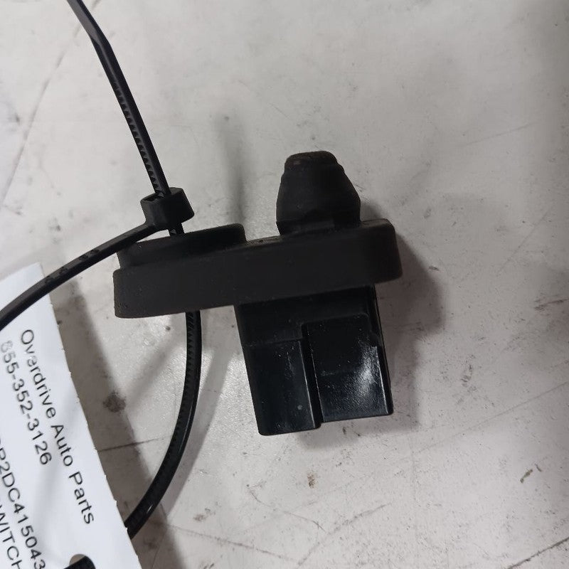 Nissan LEAF Door Ajar Switch Door Open Dome Light Switch  2013 2014 2015 2016 