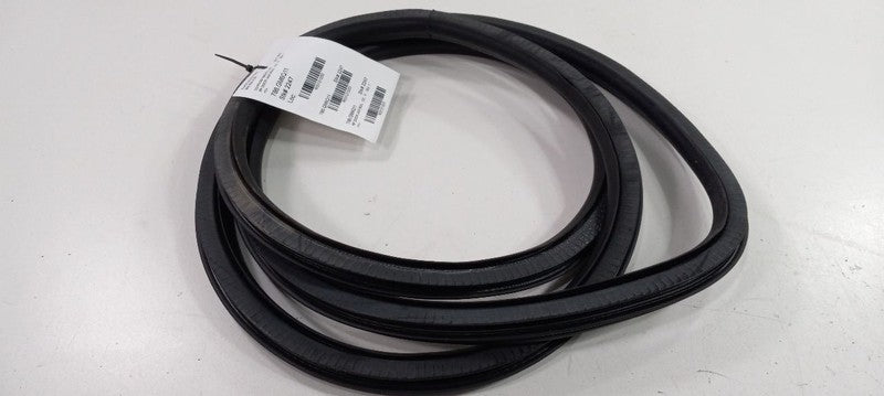 Cadillac SRX On Body Door Jamb Seal Front Right Passenger 2011 2012 2013 2014